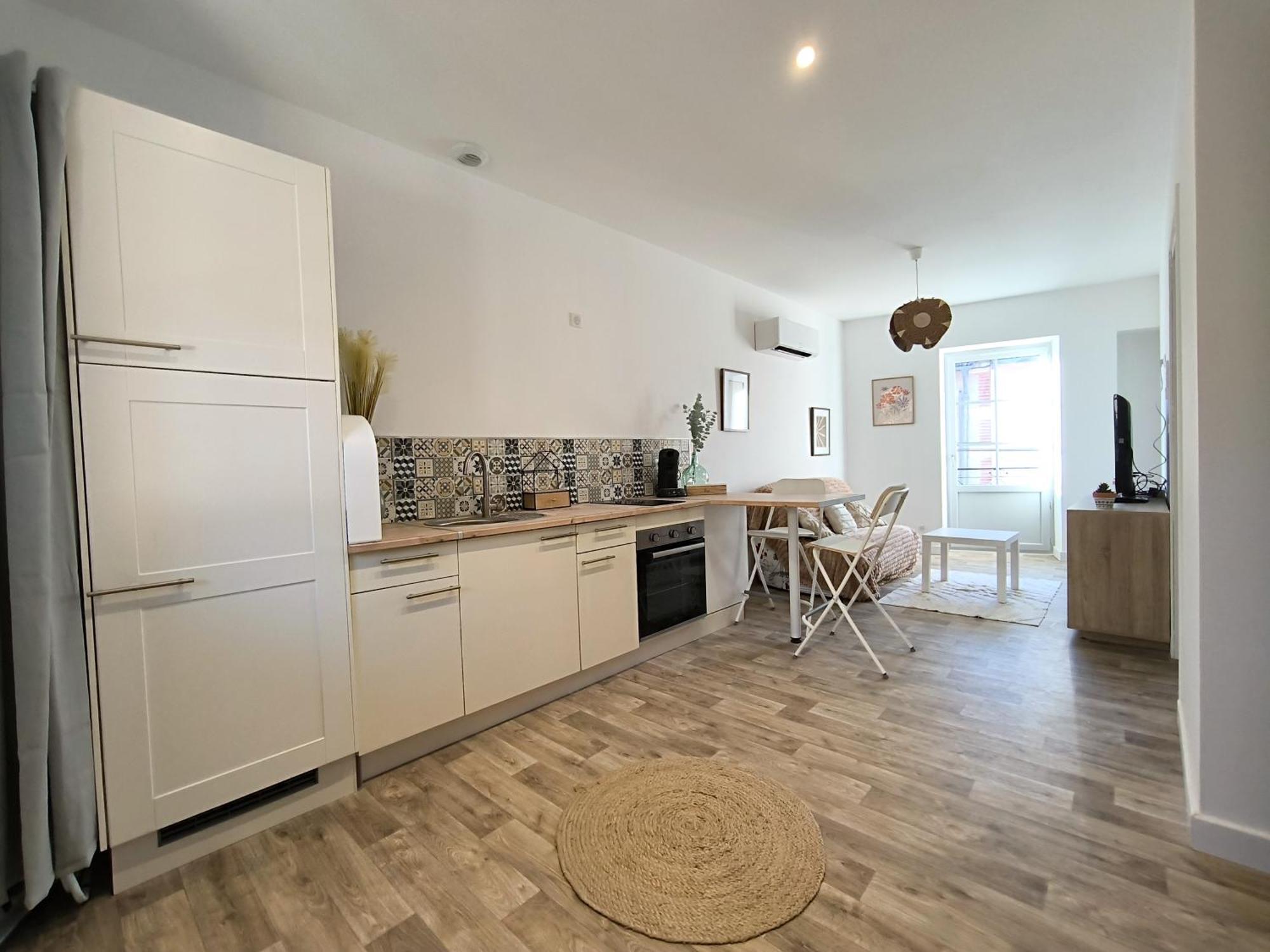 Le Talia - Terrasse Apartment Ош Екстериор снимка